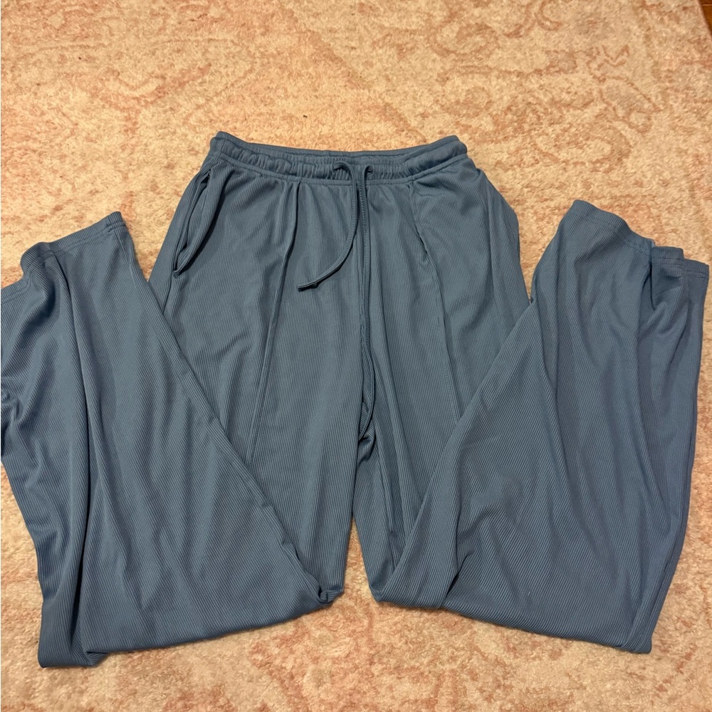 High-Waisted Blue Jogger Pants